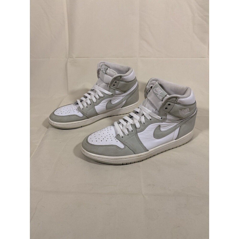 Size 10W - Air Jordan 1 Retro OG High Seafoam Cd0461-002